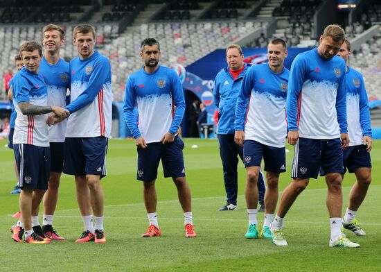 UEFA Euro 2016. Russian national team holds training session