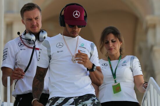 Auto racing. Formula 1. European Grand Prix. Race