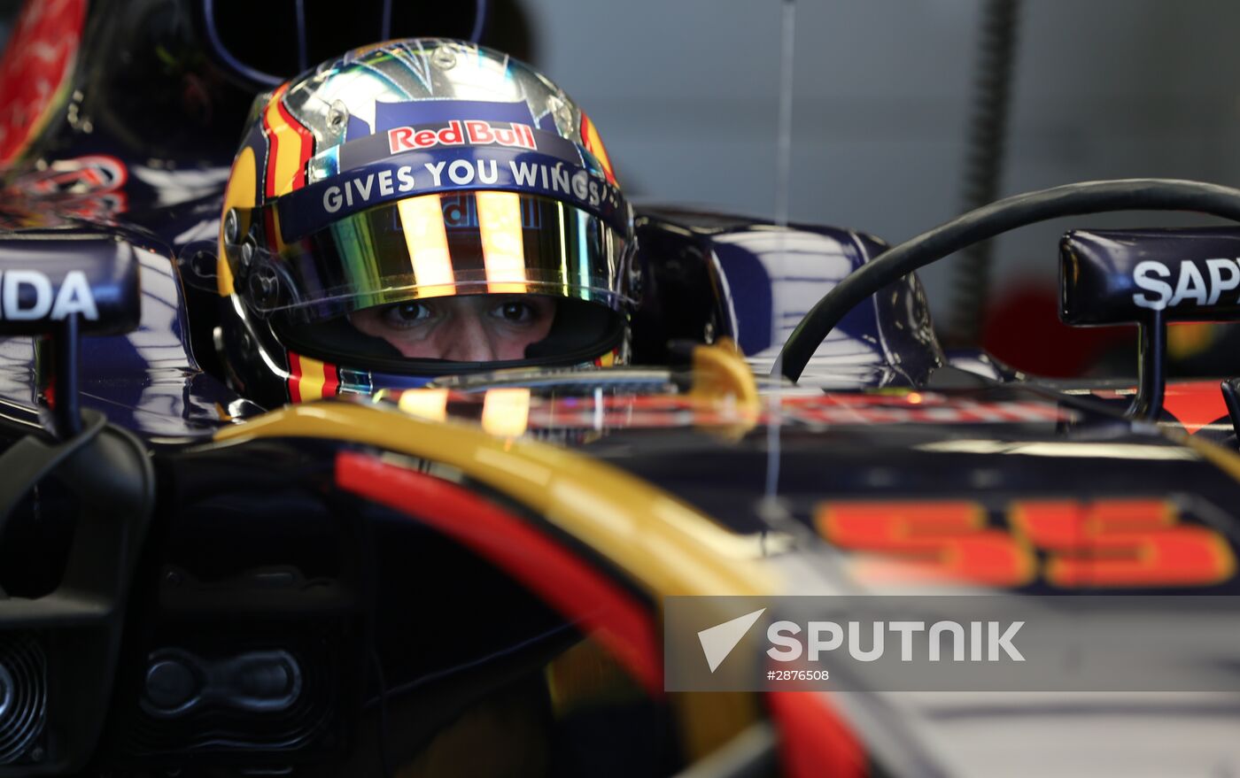 Auto racing. Formula 1. European Grand Prix. Race