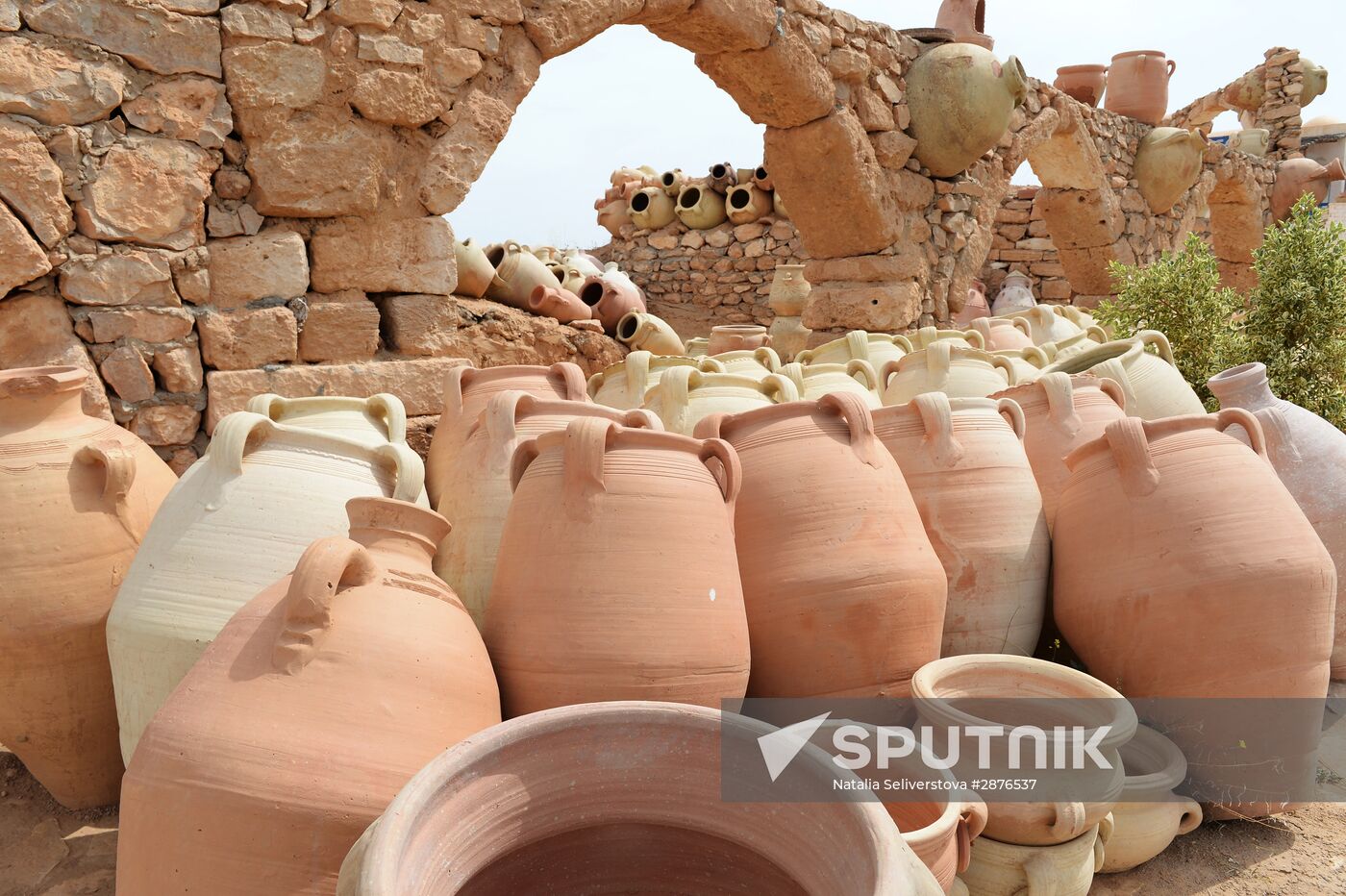 Ceramic workshop in Guellala
