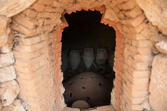 Ceramic workshop in Guellala