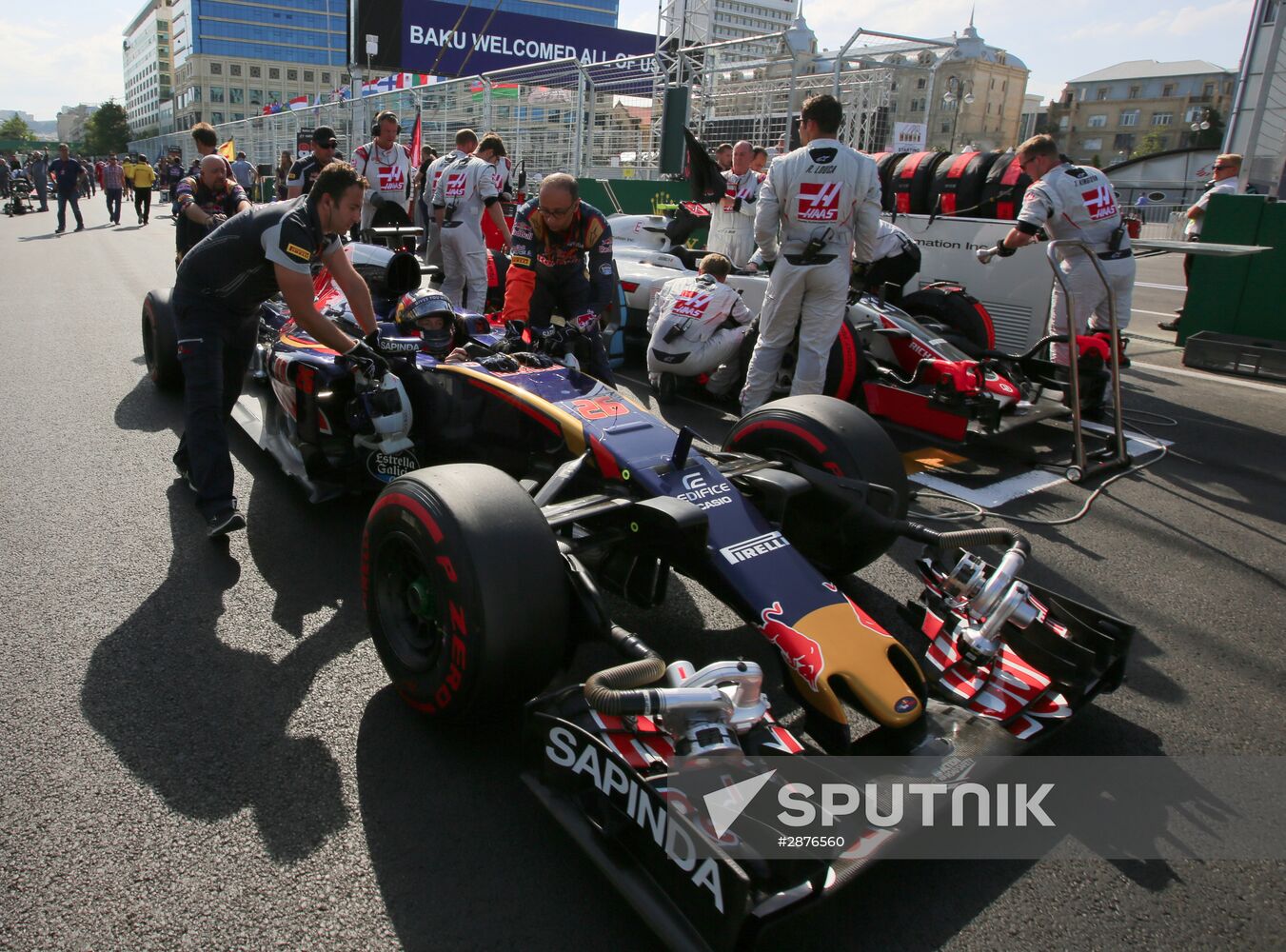 Auto racing. Formula 1. European Grand Prix. Race