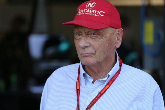 Auto racing. Formula 1. European Grand Prix. Race