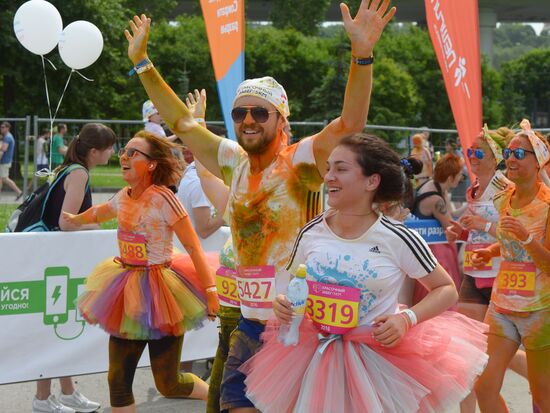Color race in Moscow