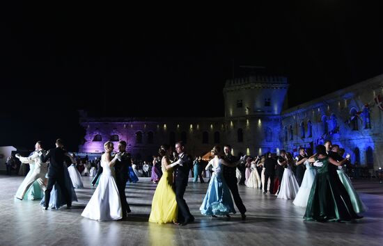 Sevastopol Grand Charity Officer Ball