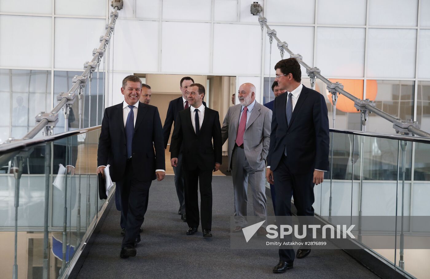 Russian Prime Minister Dmitry Medvedev chairs Skolkovo Foundation Board of Trustees