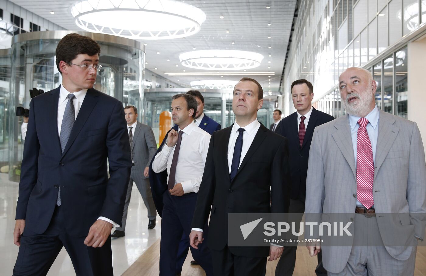 Russian Prime Minister Dmitry Medvedev chairs Skolkovo Foundation Board of Trustees