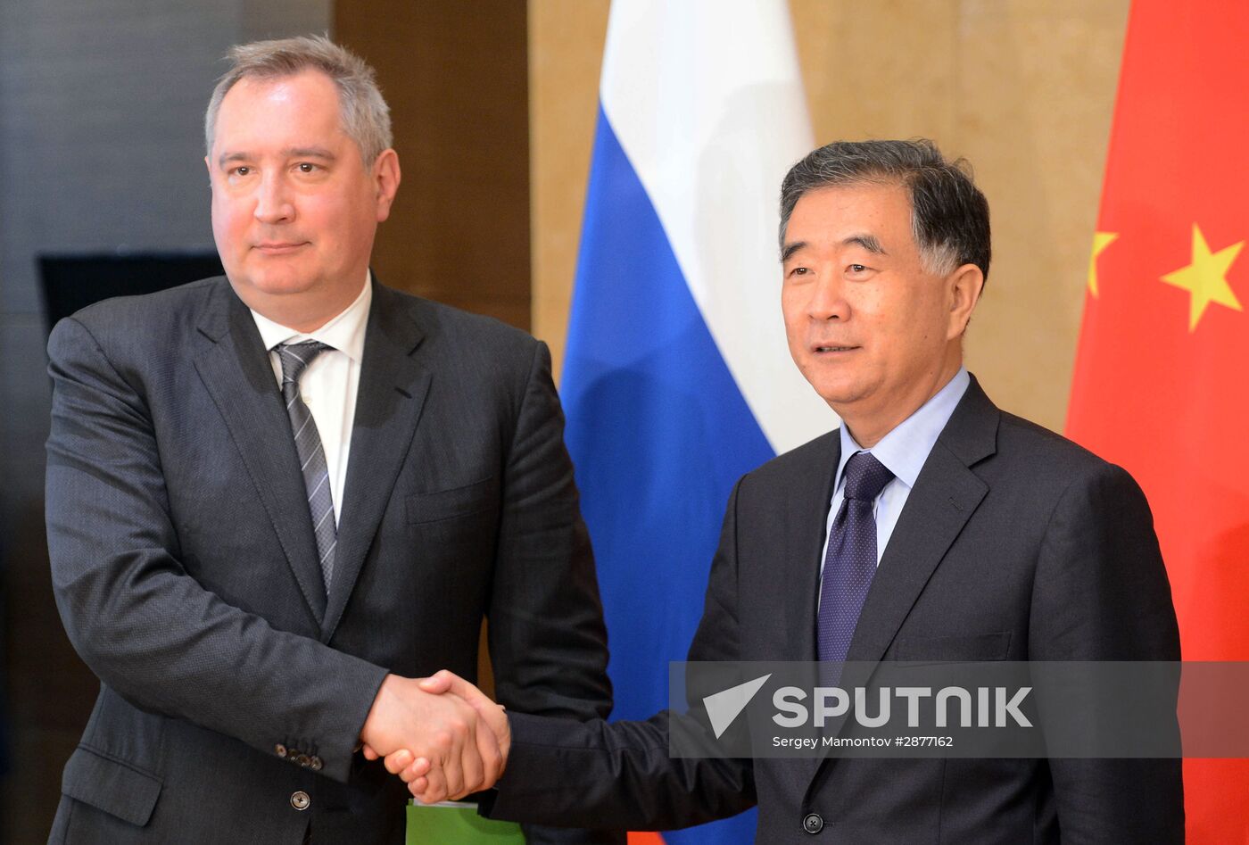 Russian Deputy Prime Minister Rogozin visits China