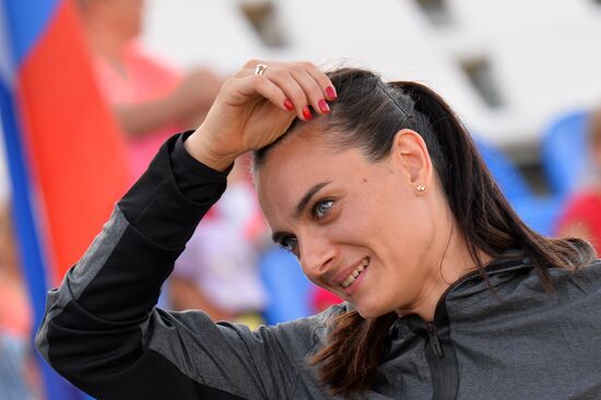 Russian Track and Field Athletics Championship. Day one