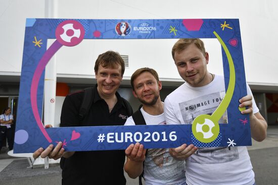 Football. UEFA Euro 2016. Russia vs. Wales