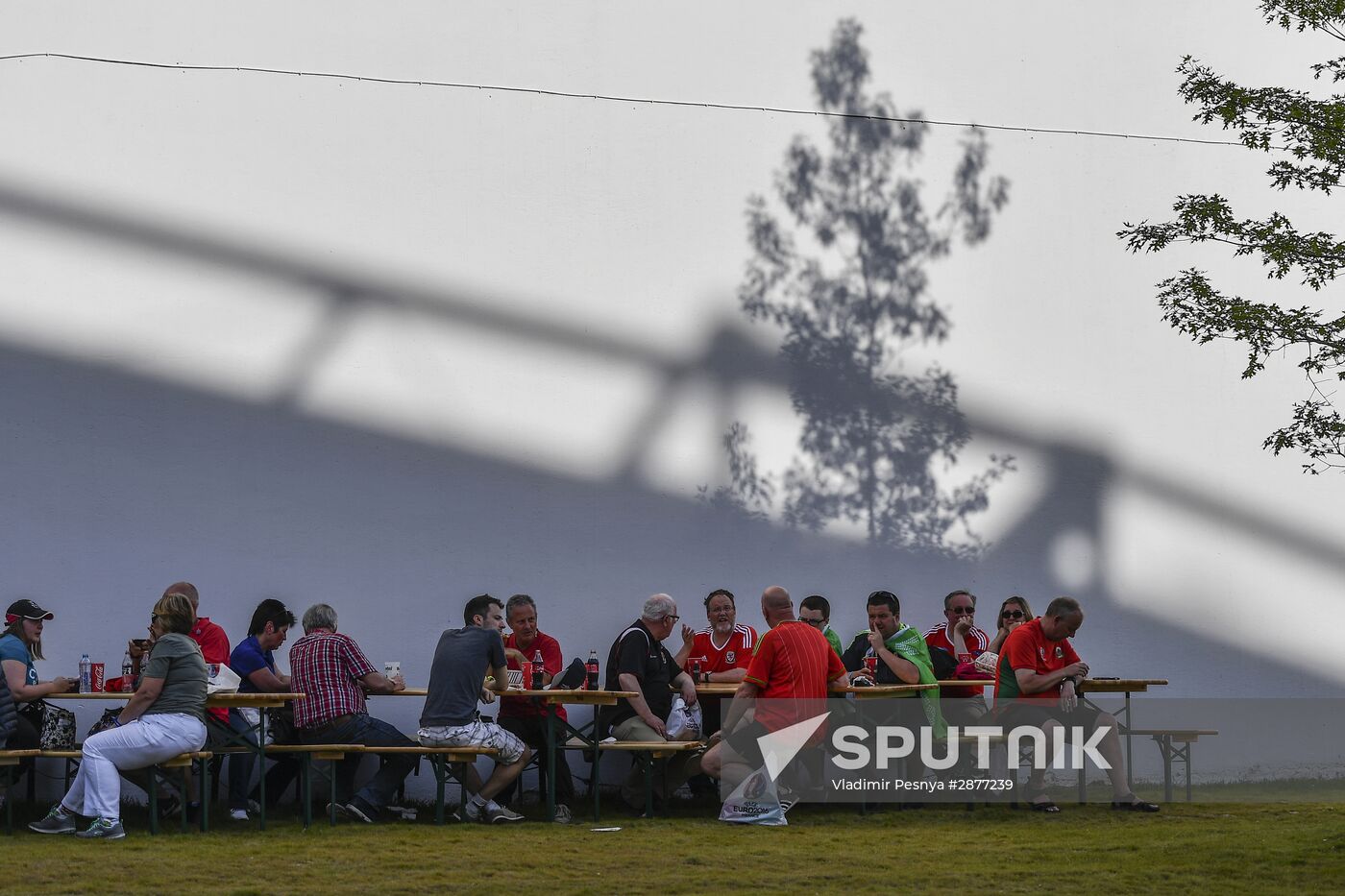 Football. UEFA Euro 2016. Russia vs. Wales