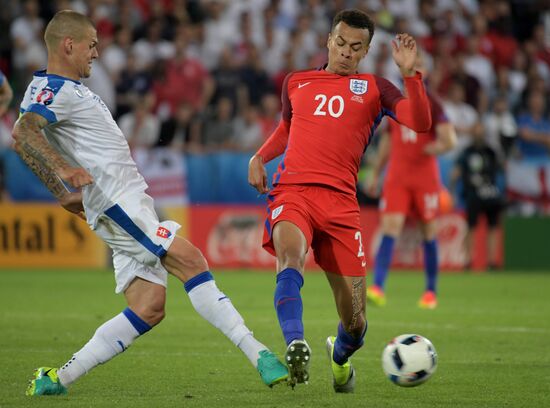 UEFA Euro 2016. Slovakia vs. England