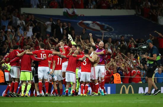 UEFA Euro 2016. Russia vs. Wales