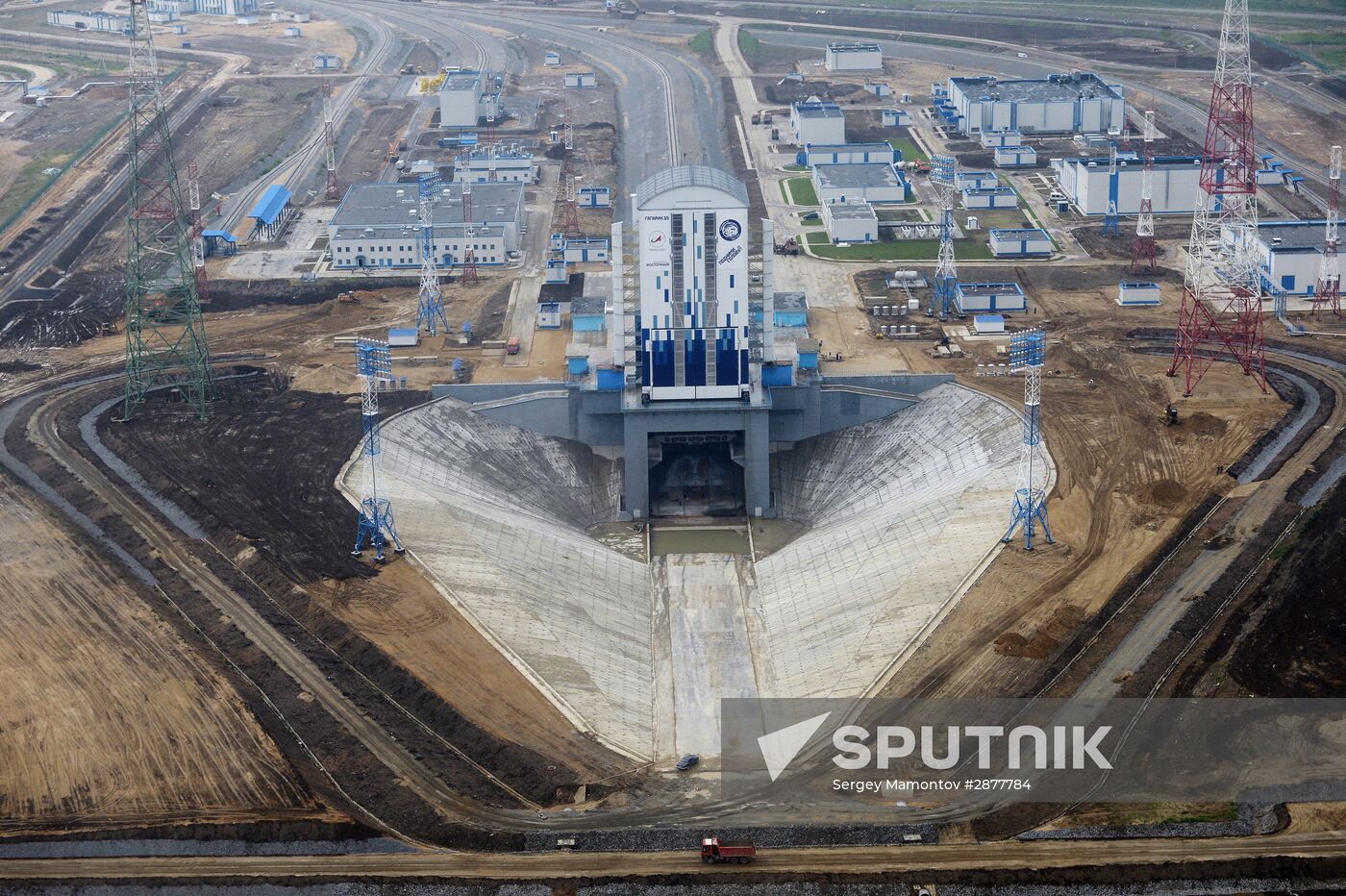 Vice-Prime Mnister Dmitry Rogozin visits Vostochny Space Launch Center