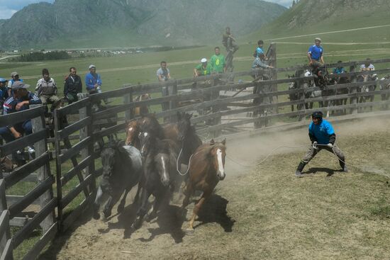 Sport contests during El Oiyn festival in Republic of Altai