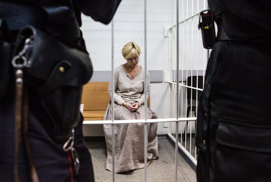 Pre-trial restraints upon detainees in child death case in Karelia