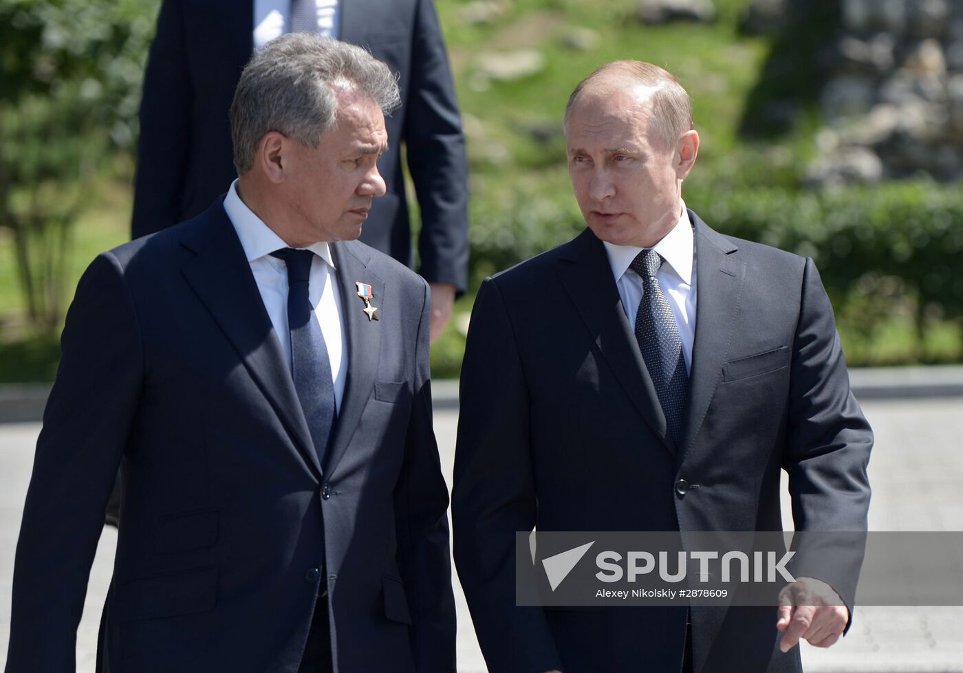 Memorial ceremony at Tomb of Unknown Soldier at Kremlin Wall