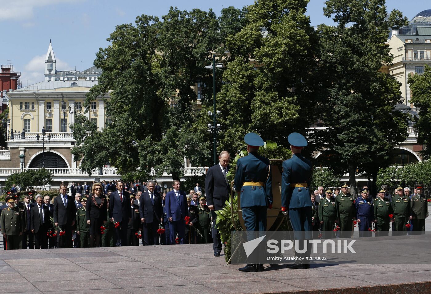 Ceremony to lay wreath at the Tomb of the Unknown Soldier at Kremlin's Wall