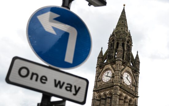 Cities of the world. Manchester