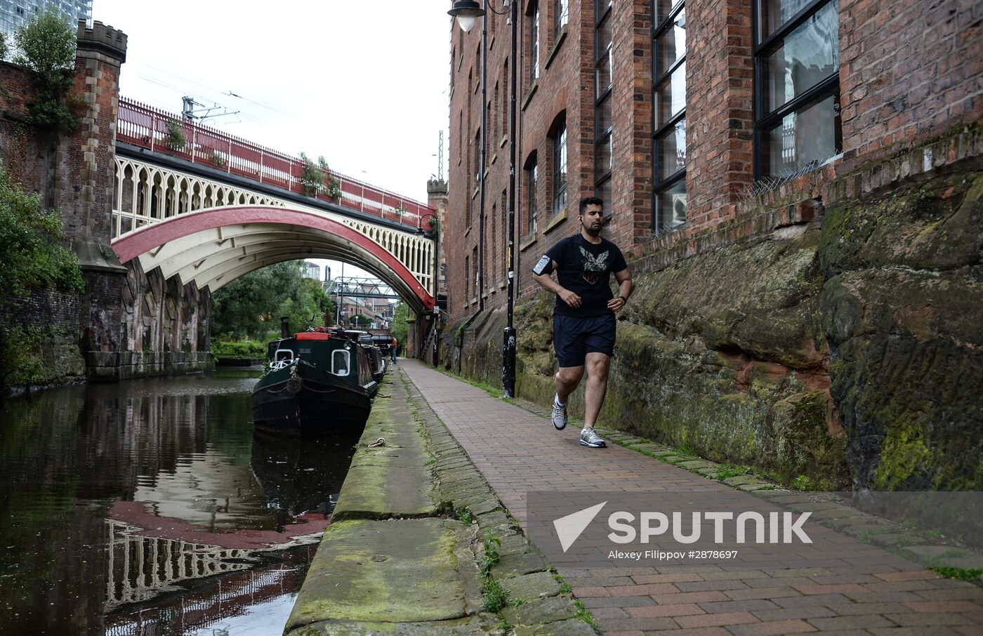 Cities of the world. Manchester