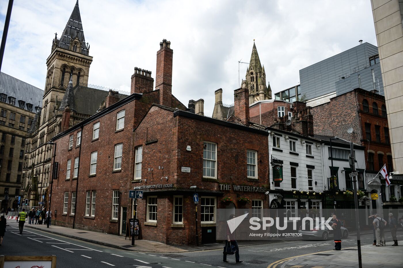Cities of the world. Manchester