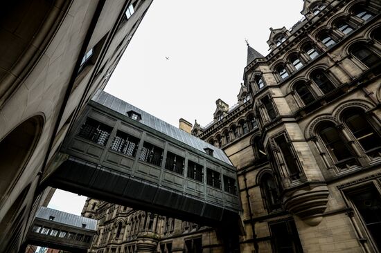 Cities of the world. Manchester