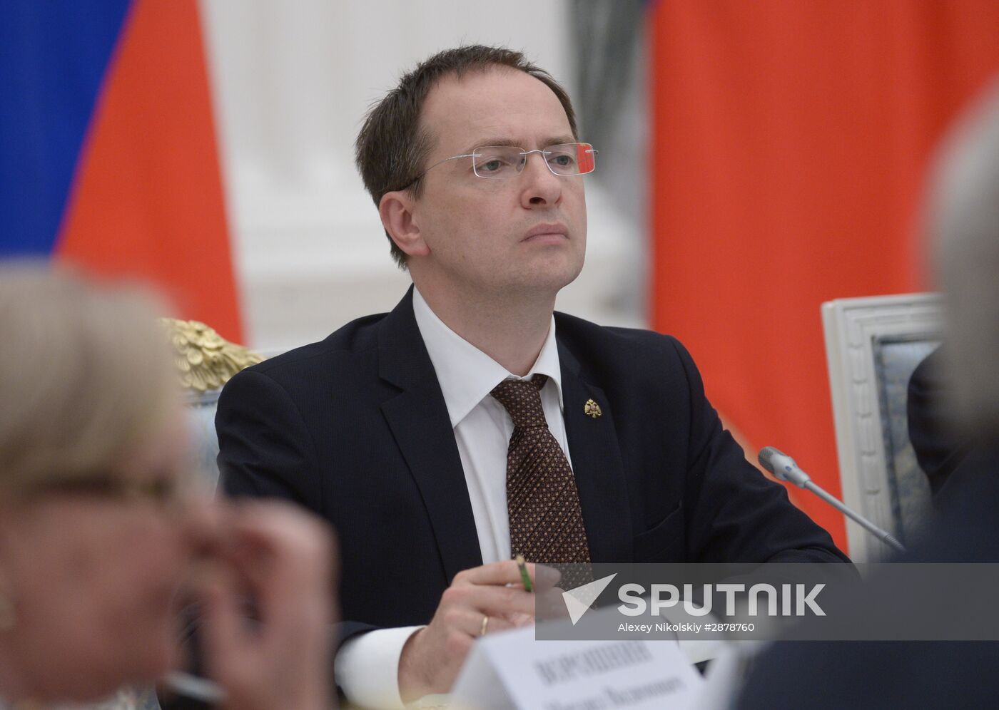 President Vladimir Putin meets with National Historical Assembly delegates