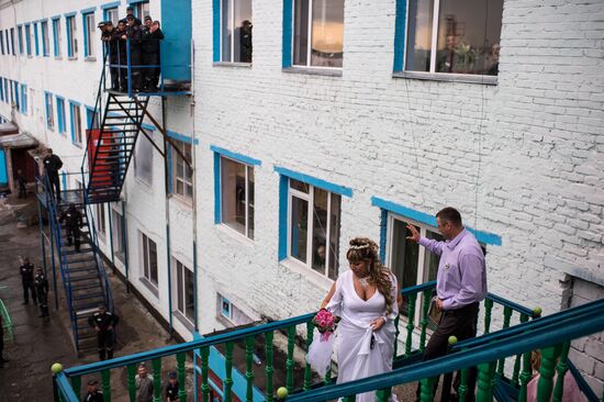 Wedding in Omsk correctional facility