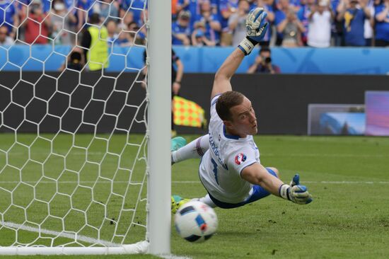 Football. 2016 UEFA European Championship. Iceland vs. Austria