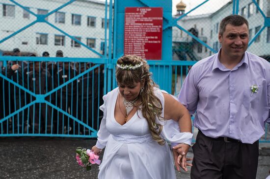 Wedding in Omsk correctional facility