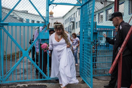 Wedding in Omsk correctional facility