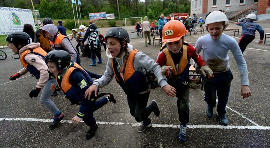 Competition in applied sports among school students in Primorye