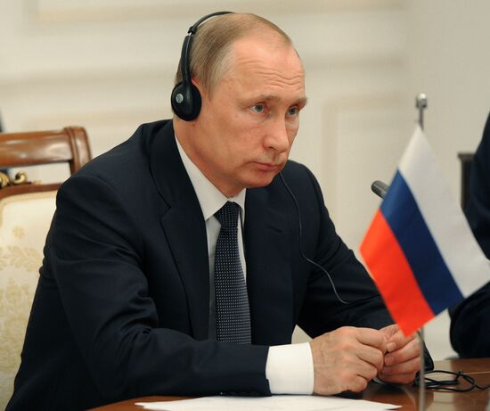 President Vladimir Putin visits Uzbekistan