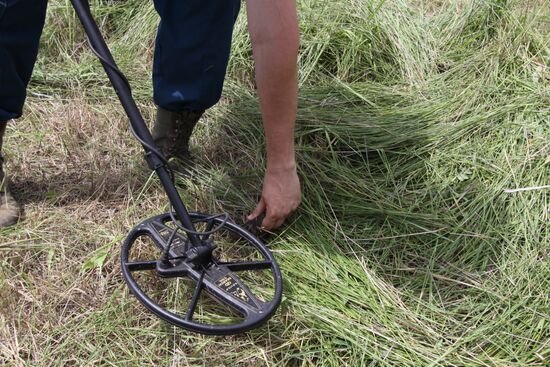 Mine clearance in Donetsk People's Republic