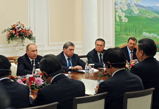 President Vladimir Putin visits Uzbekistan