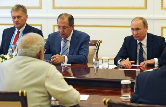 President Vladimir Putin visits Uzbekistan