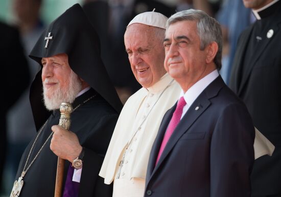 Pope visits Armenia