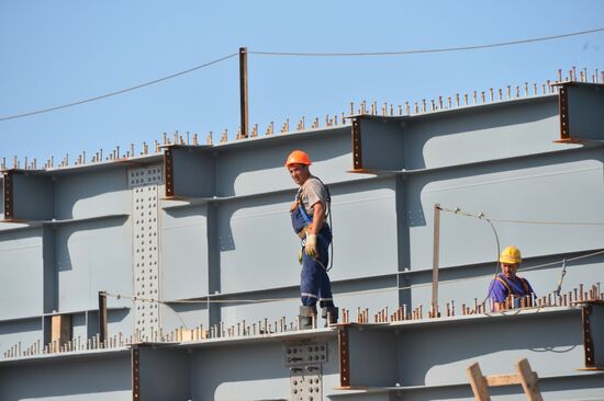 Contruction of bridge across Strait of Kerch
