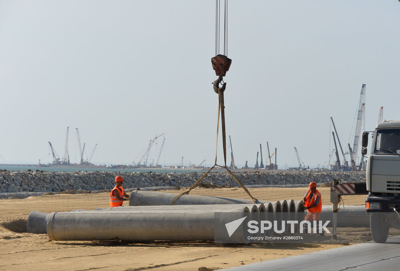 Contruction of bridge across Strait of Kerch
