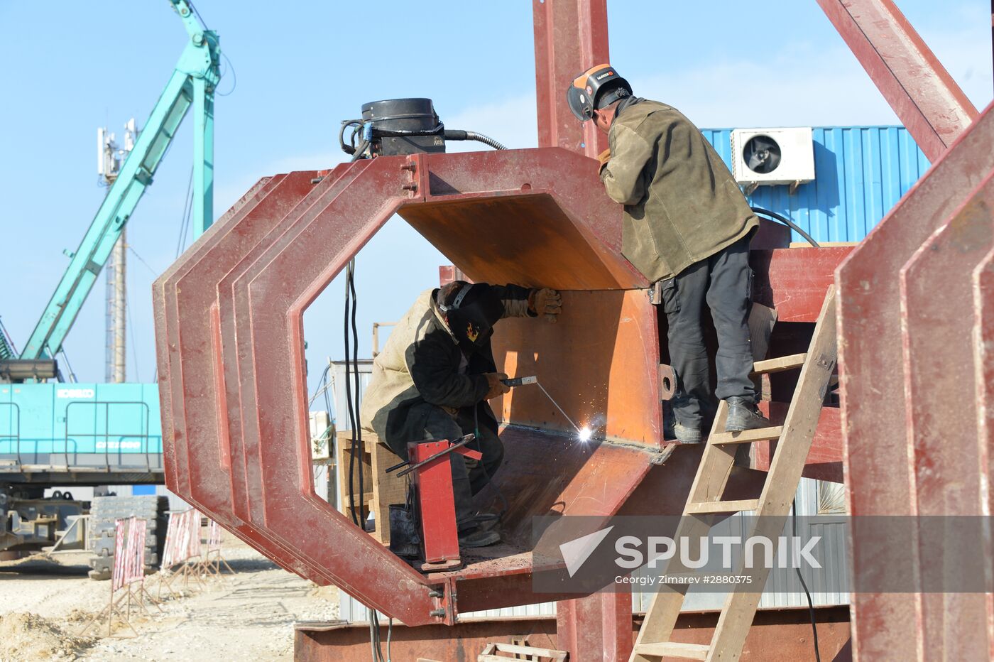Contruction of bridge across Strait of Kerch