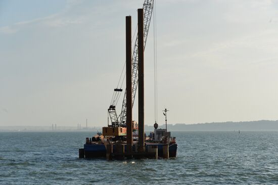 Contruction of bridge across Strait of Kerch