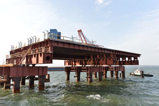 Contruction of bridge across Strait of Kerch