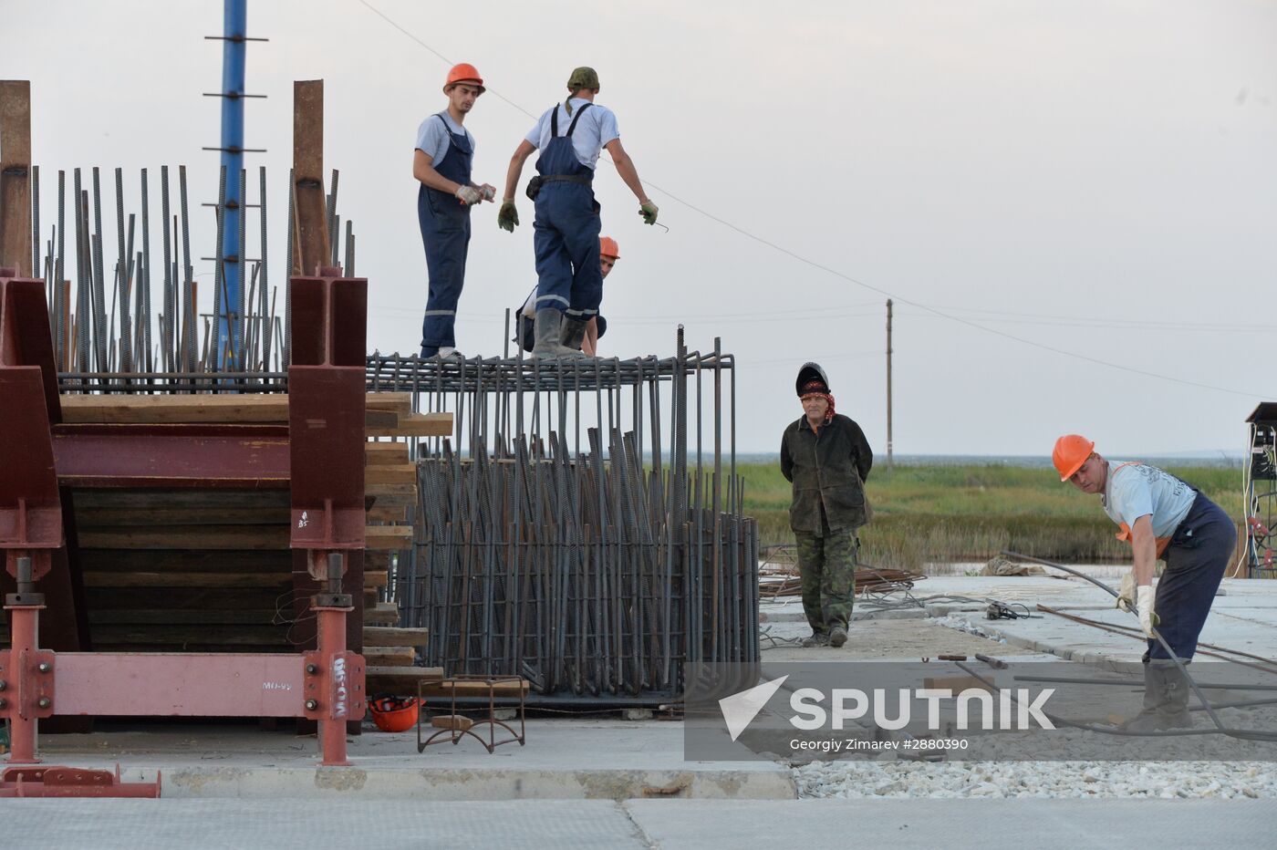 Contruction of bridge across Kerch Strait