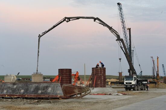 Contruction of bridge across Strait of Kerch