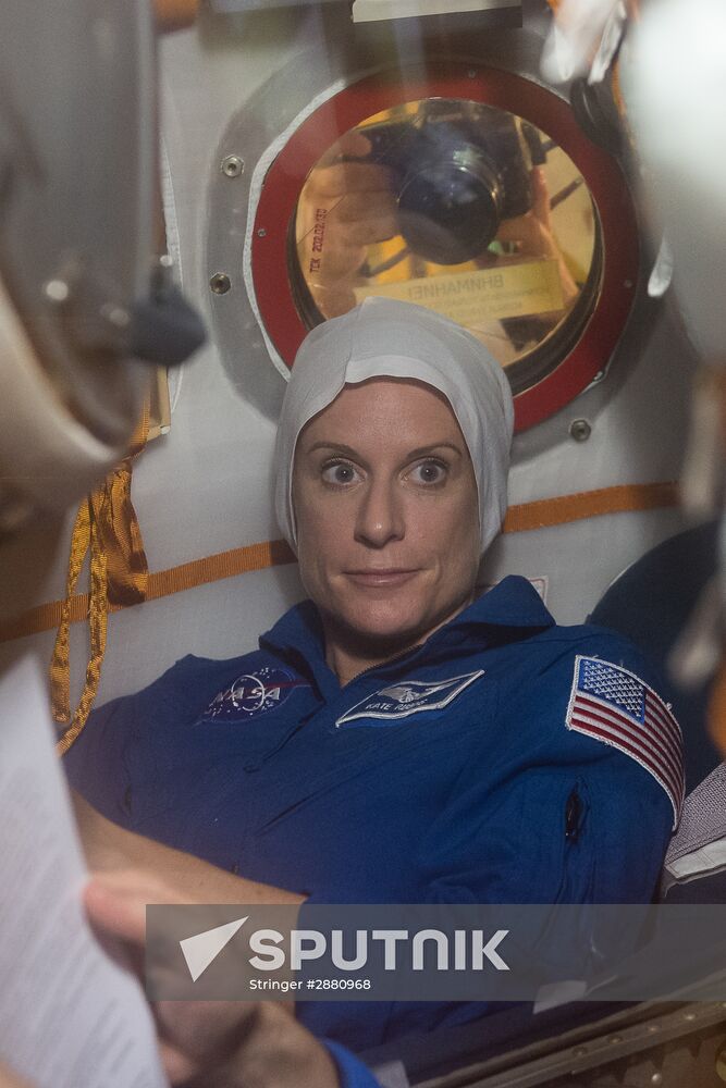 Preparations for ISS Expedition 48/49 launch
