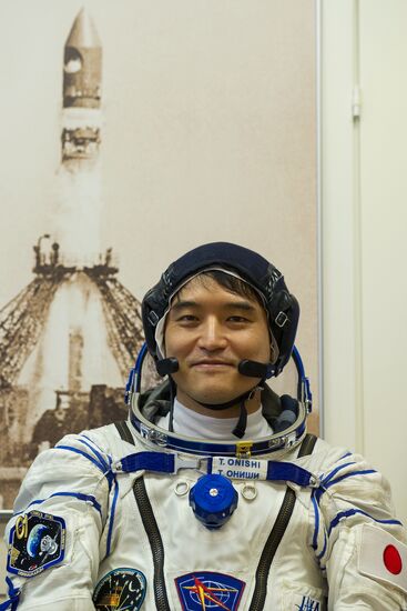 Preparations for ISS Expedition 48/49 launch