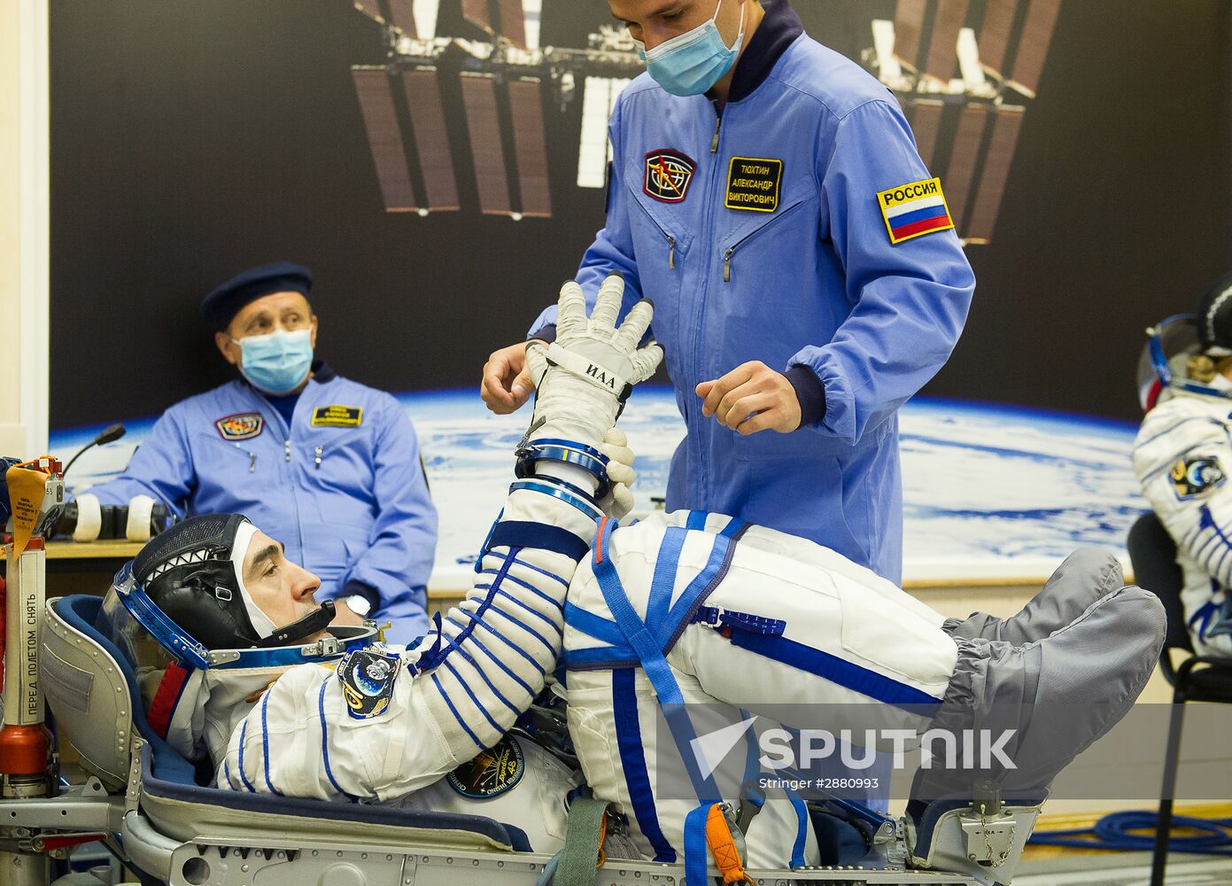 Preparations for ISS Expedition 48/49 launch