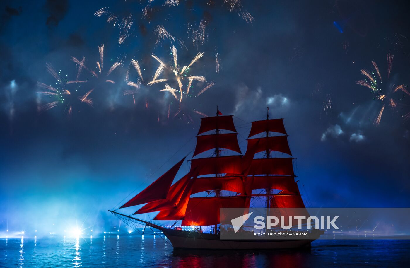 The Scarlet Sails celebration in St. Petersburg