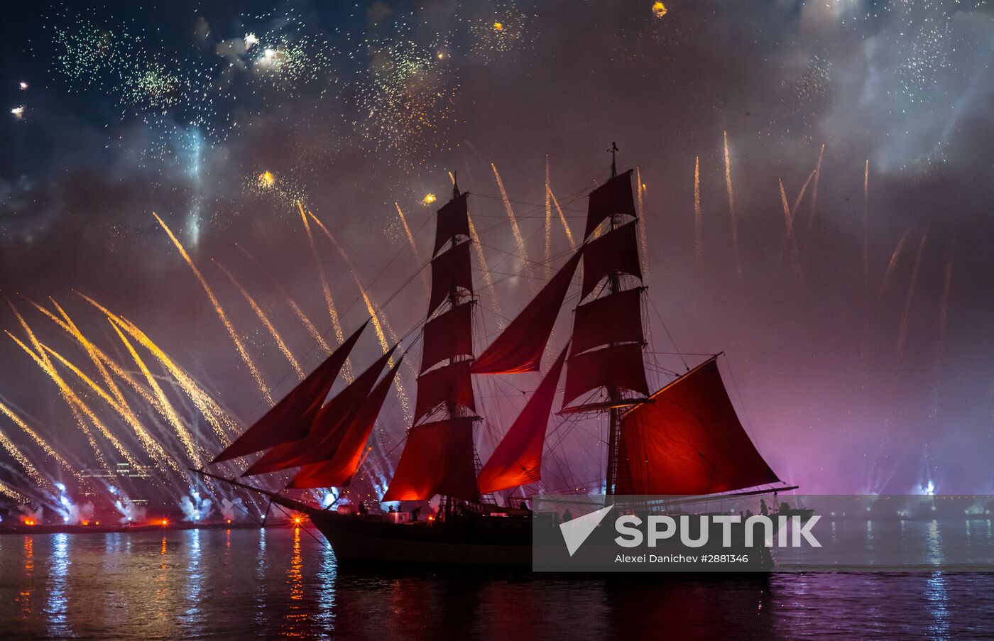 The Scarlet Sails celebration in St. Petersburg