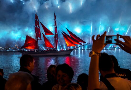 The Scarlet Sails celebration in St. Petersburg
